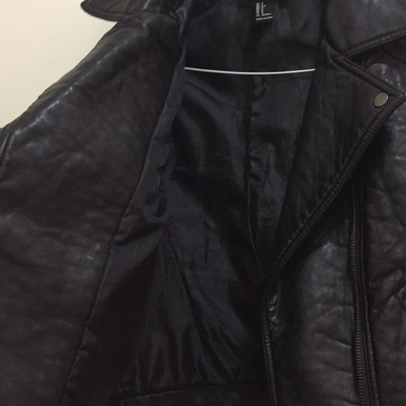 Forever21 black pleather jacket - Picture 7 of 10
